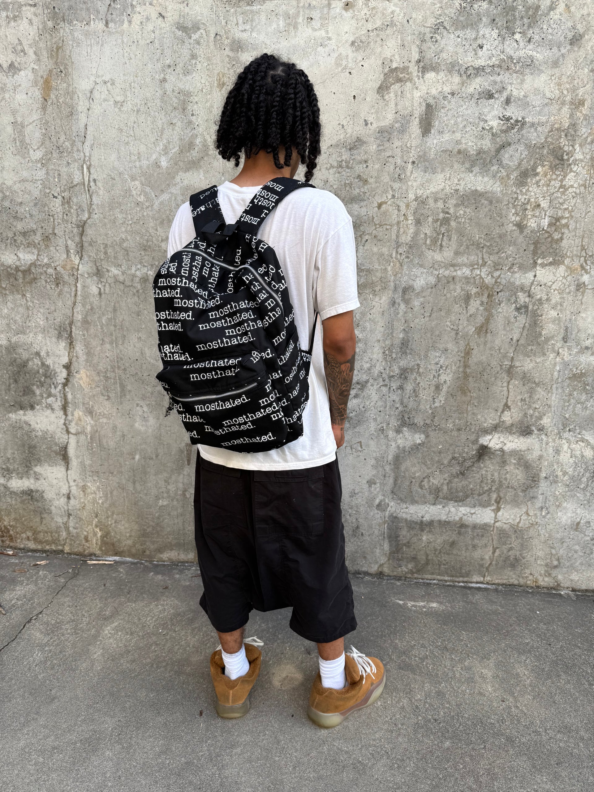 TYPO BACKBACK